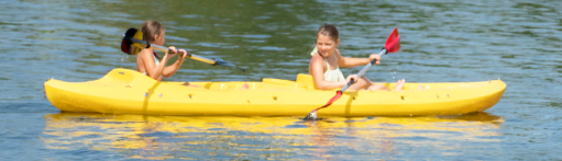 Paddling together on the lake. With a little teamwork you will make good progress and you can enjoy the water of Fun Beach. For a little extra excitement you can sail under the water of the fountain. 45 minutes of exciting relaxation.